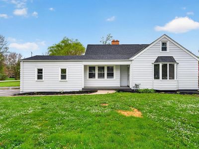 305 Leanore LANE