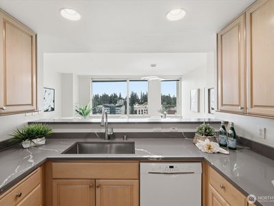 177 107th Ave NE #1204