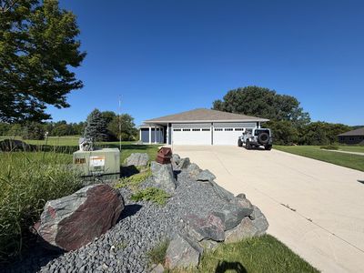 1740 Bay Oaks Dr