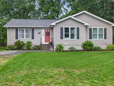 Property at 79 Pembroke Ave, Acushnet, MA