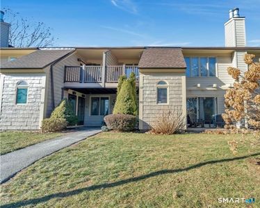 Property at 20 Little Oak Lane #20, Rocky Hill, CT