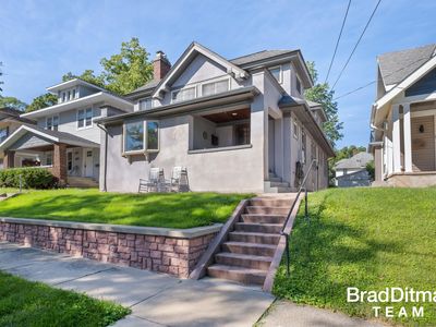 Property at 423 Rosewood Ave SE, East Grand Rapids, MI