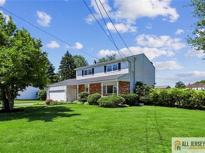 56 Whitehall Rd