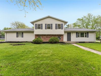 102 California Dr