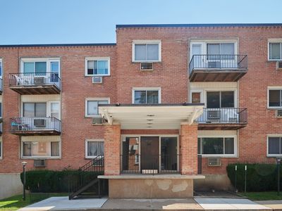 8541 Lotus Ave APT 710