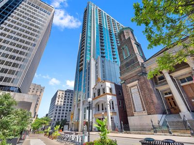 415 Church St APT 1808