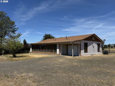 1322 W Darland Dr