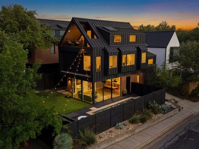 917 James St Unit 1