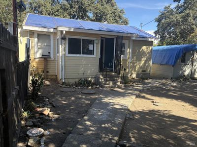 895 Solano Avenue