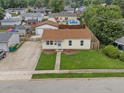 401 Kenyon Ave