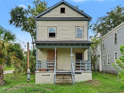309 NIXON Street