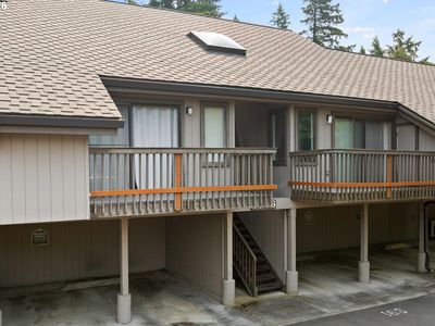 7736 SW Barnes Rd Unit B