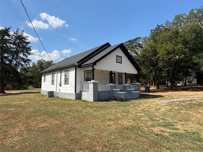 1128 Shawnee Ave