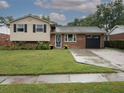 8965 Zoellner Dr