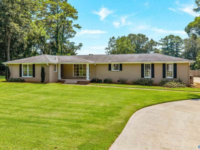 102 Bel Air Rd SE