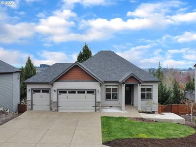 154 SW Mount Adams St