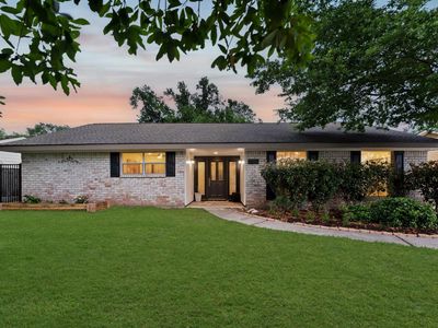 1918 Stebbins Dr