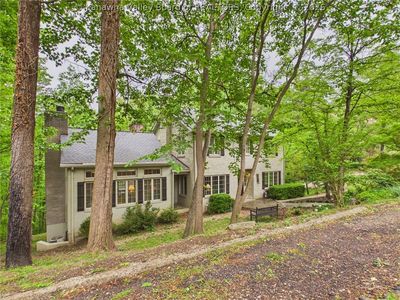 1621 Ridgeview Rd
