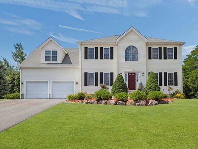 30 Willow Creek Dr