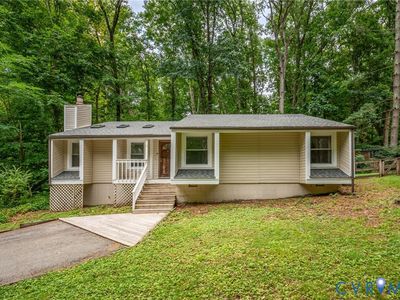 7368 Longview Dr