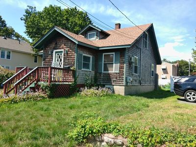 26 Rockwell Ave