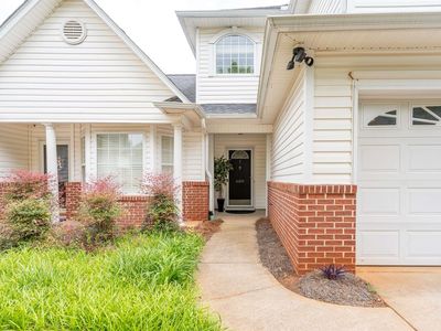 608 Glassyrock Ct