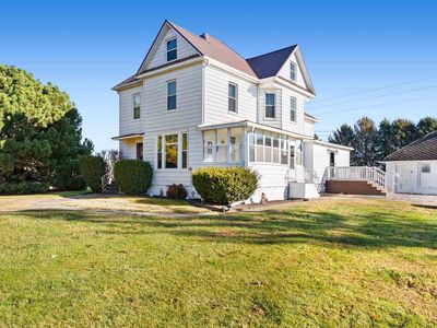 Property at 208 S Main St, Olds, IA