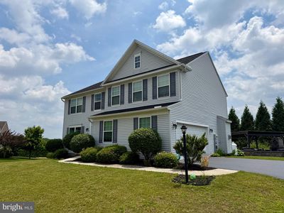 320 Woodbridge Dr