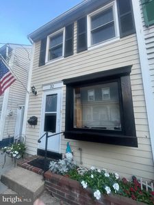32 Thompson St #32