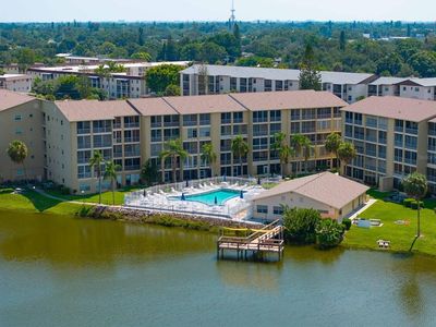 3719 Lake Bayshore Dr #H204