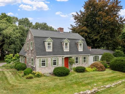 36 Haggetts Pond Rd