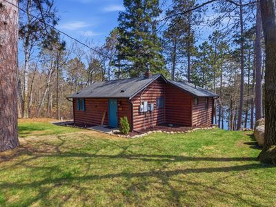 5496 Sibley Lake Rd