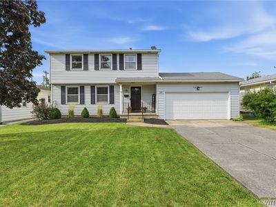 Property at 20 Argosy Dr, Amherst, NY