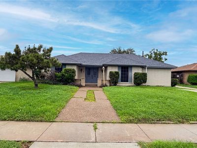 3710 Kingston Dr