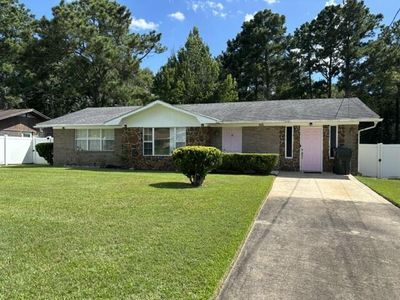800 Moorehouse Dr