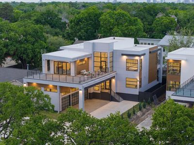 5734 N Braeswood Blvd