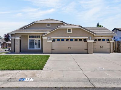 1123 Thornbridge Dr