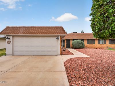 9807 N BALBOA Drive