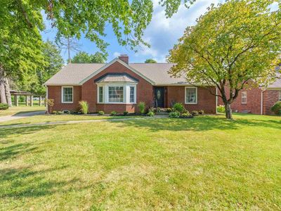 1644 Griffith Ave