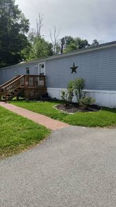38 Feller Ct