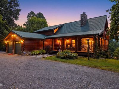261 Canyon Hills Rd