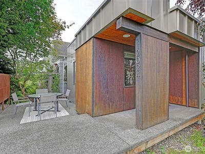 2024 Wetmore Avenue