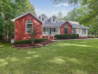 1152 Forest Dr