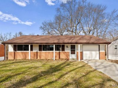 Property at 33 Potomac Dr, Fairview Heights, IL