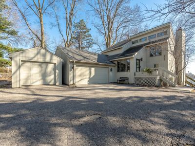 24150 E Cedar Lake Dr