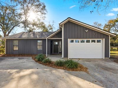 3902 Forrest Street Ext