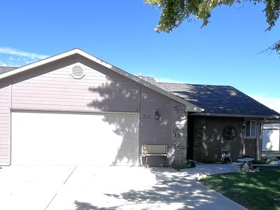 716 W Benton Ave