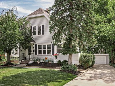 1411 Belrose Rd
