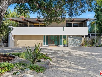 1024 Armada Dr