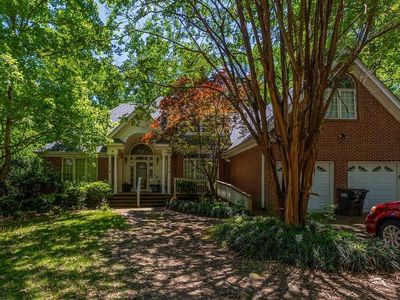 Property at 818 S Almond Dr, Simpsonville, SC